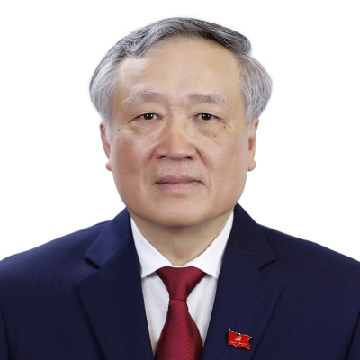 Ông Nguyễn Hòa Bình