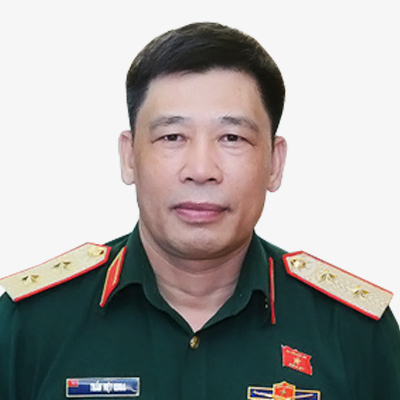 Ông Trần Việt Khoa