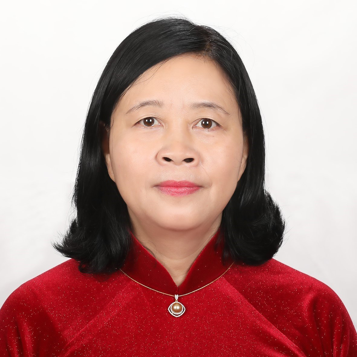 Bà Bùi Thị Minh Hoài