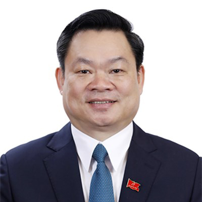 Ông Hoàng Duy Chinh